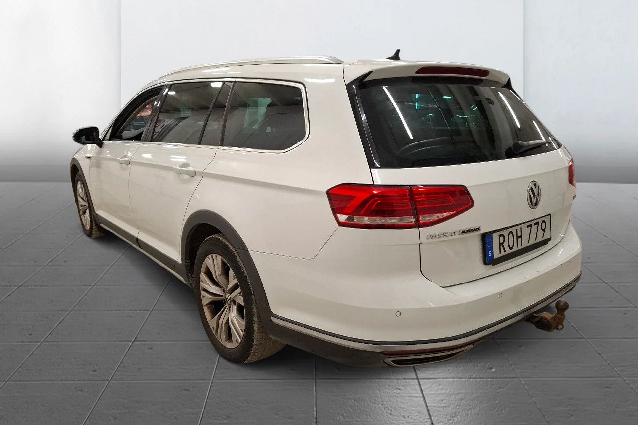 Volkswagen Passat Alltrack 2.0 TDI 4M Executive Drag Läder Cockpit Kamera Värmare – bild 6 av 11