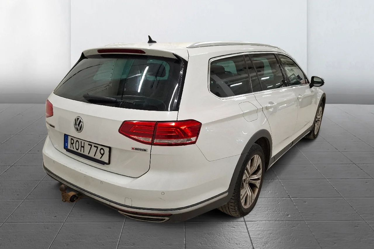 Volkswagen Passat Alltrack 2.0 TDI 4M Executive Drag Läder Cockpit Kamera Värmare – bild 5 av 11