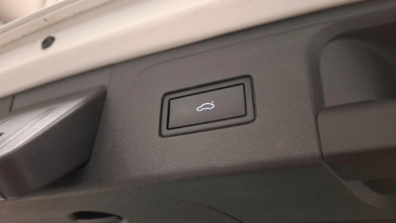Volkswagen Passat Alltrack 2.0 TDI 4M Executive Drag Läder Cockpit Kamera Värmare – bild 11 av 11