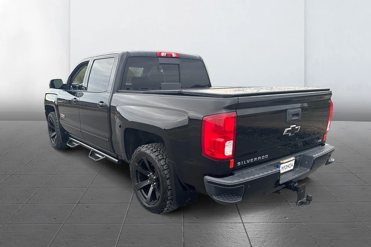 Chevrolet Silverado 1500 Crew Cab 5.3 V8 4WD Drag Flakkåpa MOMS 360hk – bild 5 av 5