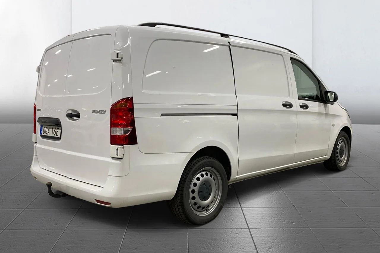 Mercedes-Benz Vito 116 CDI 3.0t L2 Aut 3sits Drag Kamera Värmare 163hk – bild 4 av 10