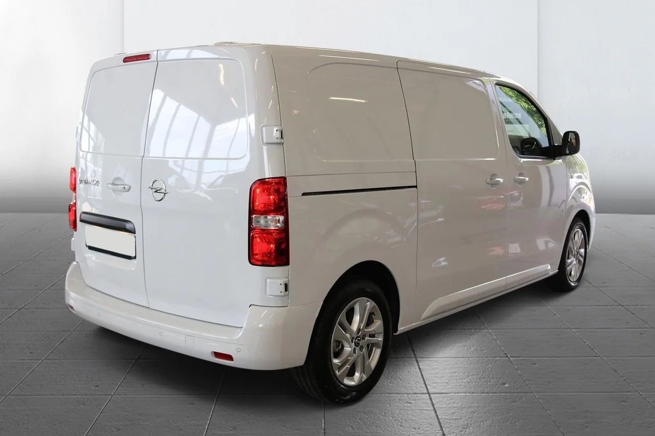 Opel Vivaro-e 75 kWh L2 3-sits PDC App-Connect MOMS 136hk – bild 4 av 5
