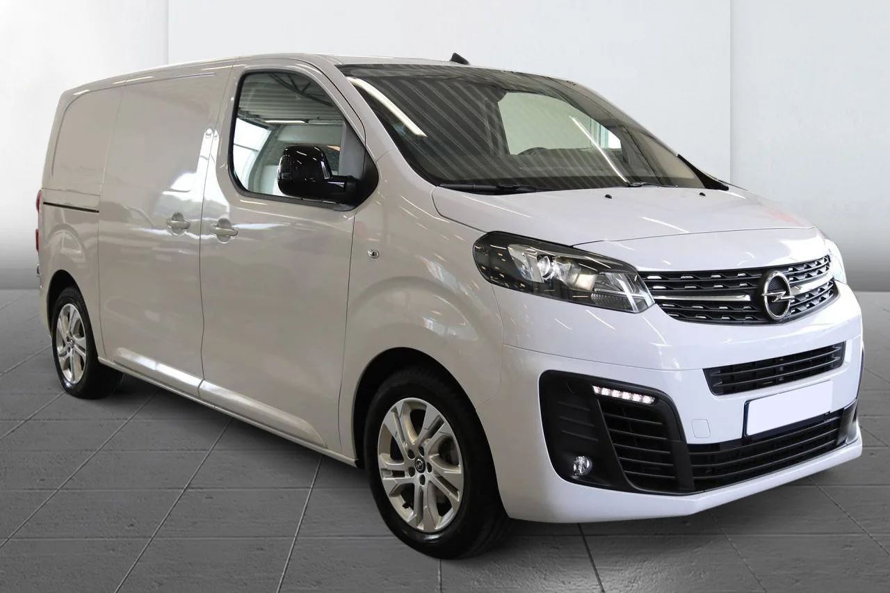 Opel Vivaro-e 75 kWh L2 3-sits PDC App-Connect MOMS 136hk – bild 3 av 5