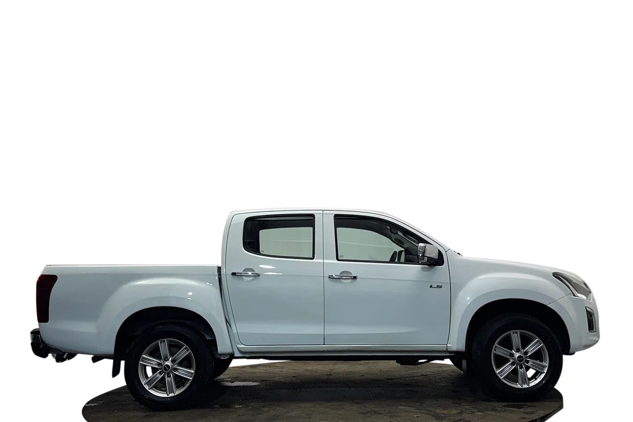 Isuzu D-Max Crew Cab 1.9 4WD Aut Drag Kamera MOMS 163hk – bild 4 av 26