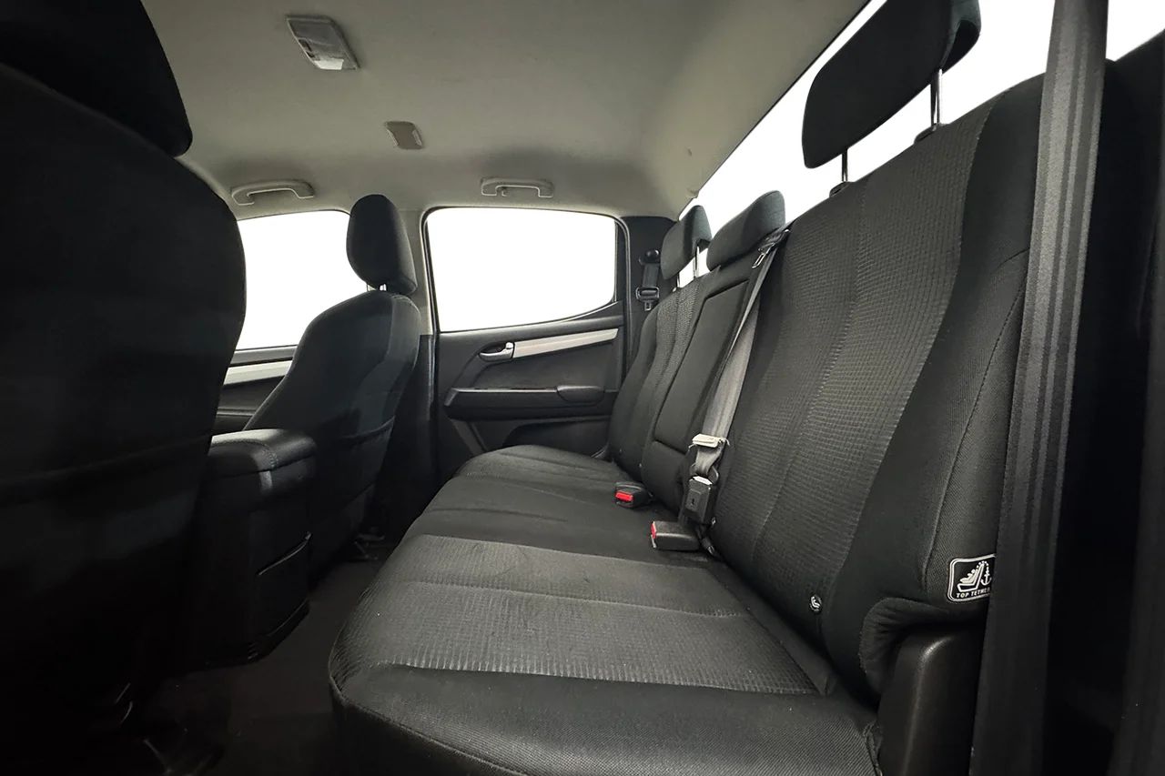 Isuzu D-Max Crew Cab 1.9 4WD Aut Drag Kamera MOMS 163hk – bild 12 av 26