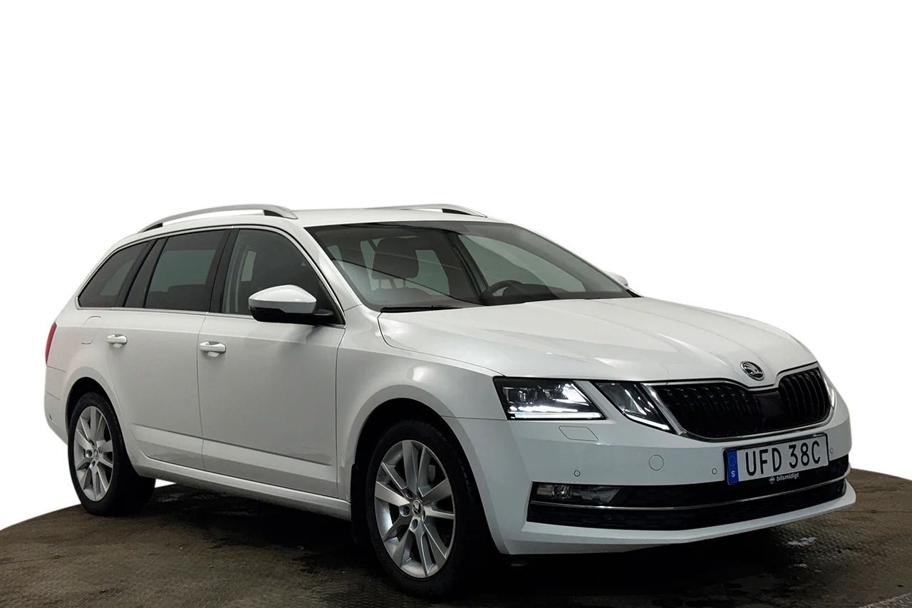 Skoda Octavia Kombi G-TEC 1.5 TSI CNG Drag Navi Kamera Värmare Delläder – bild 3 av 37