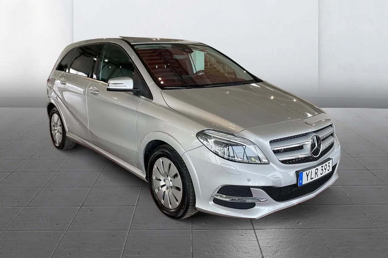 Mercedes-Benz B250 e 31 kWh Urban Läder P-Sens – bild 4 av 12