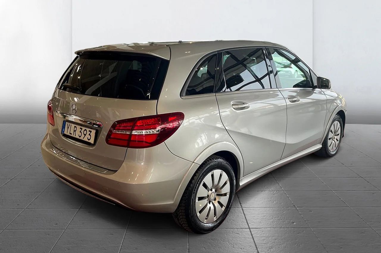 Mercedes-Benz B250 e 31 kWh Urban Läder P-Sens – bild 5 av 12