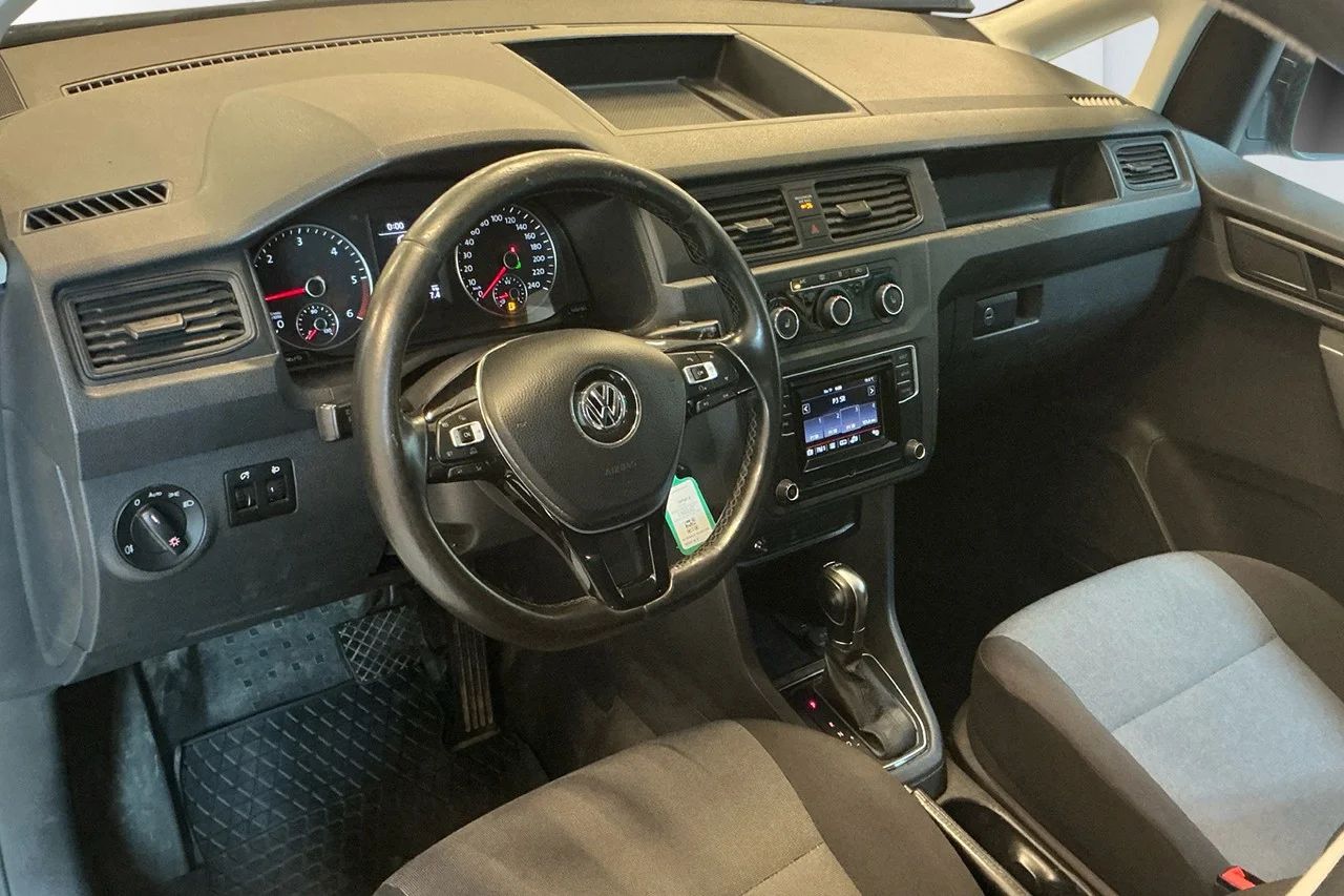 Volkswagen Caddy Skåp 2.0 TDI 102hk DSG Värmare Farthållare PDC MOMS – bild 9 av 9