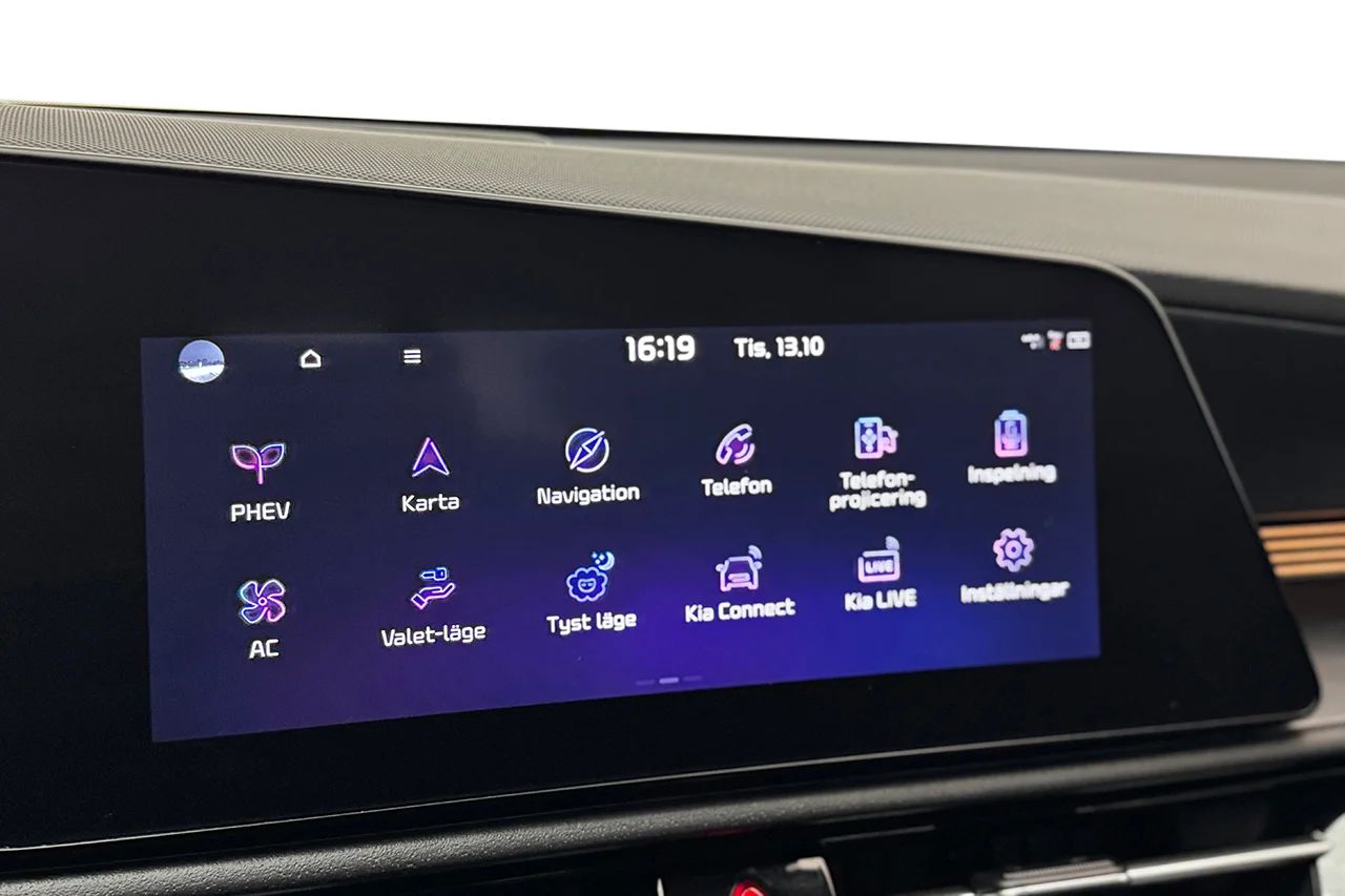 Kia Niro Plug-In Navi Kamera Cockpit Delläder 183hk – bild 24 av 33