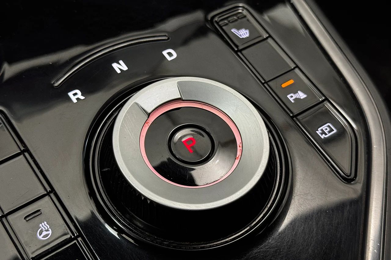 Kia Niro Plug-In Navi Kamera Cockpit Delläder 183hk – bild 29 av 33
