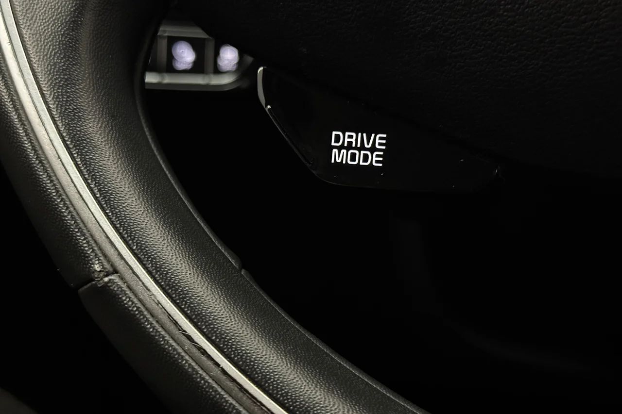 Kia Niro Plug-In Navi Kamera Cockpit Delläder 183hk – bild 19 av 33