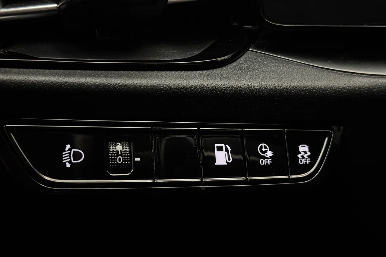 Kia Niro Plug-In Navi Kamera Cockpit Delläder 183hk – bild 31 av 33