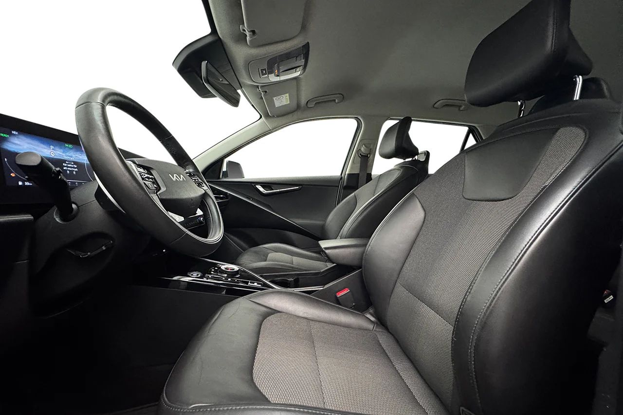 Kia Niro Plug-In Navi Kamera Cockpit Delläder 183hk – bild 10 av 33