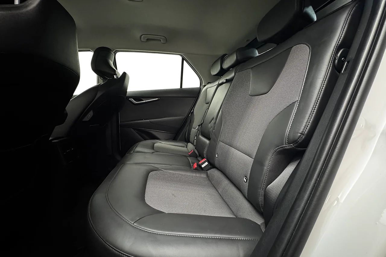 Kia Niro Plug-In Navi Kamera Cockpit Delläder 183hk – bild 12 av 33