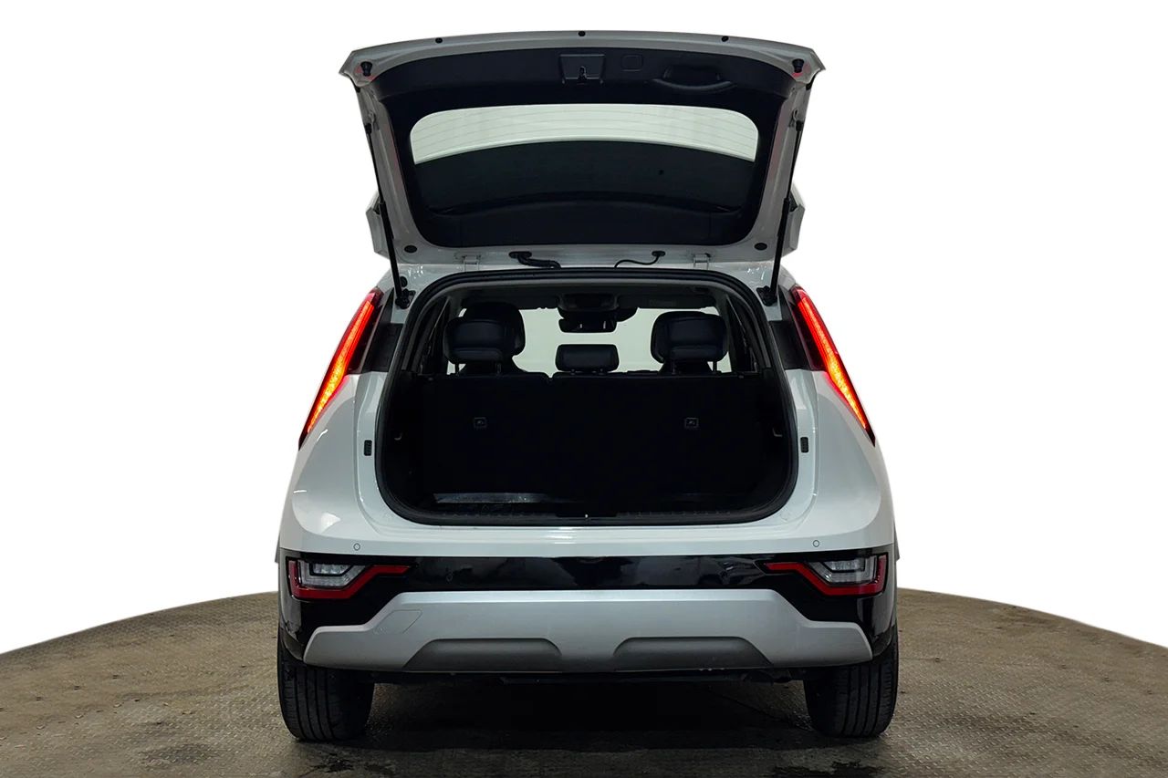 Kia Niro Plug-In Navi Kamera Cockpit Delläder 183hk – bild 6 av 33