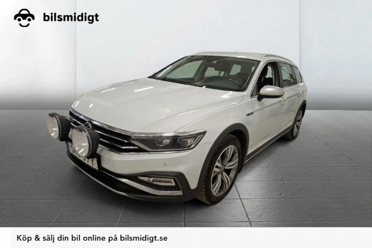 Volkswagen Passat Alltrack 2.0 TDI 200hk 4M Drag Värmare ACC Matrix MOMS – bild 1 av 14