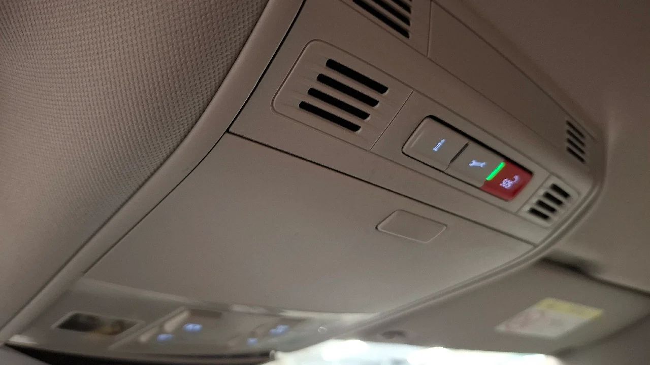 Volkswagen Passat Alltrack 2.0 TDI 200hk 4M Drag Värmare ACC Matrix MOMS – bild 12 av 14