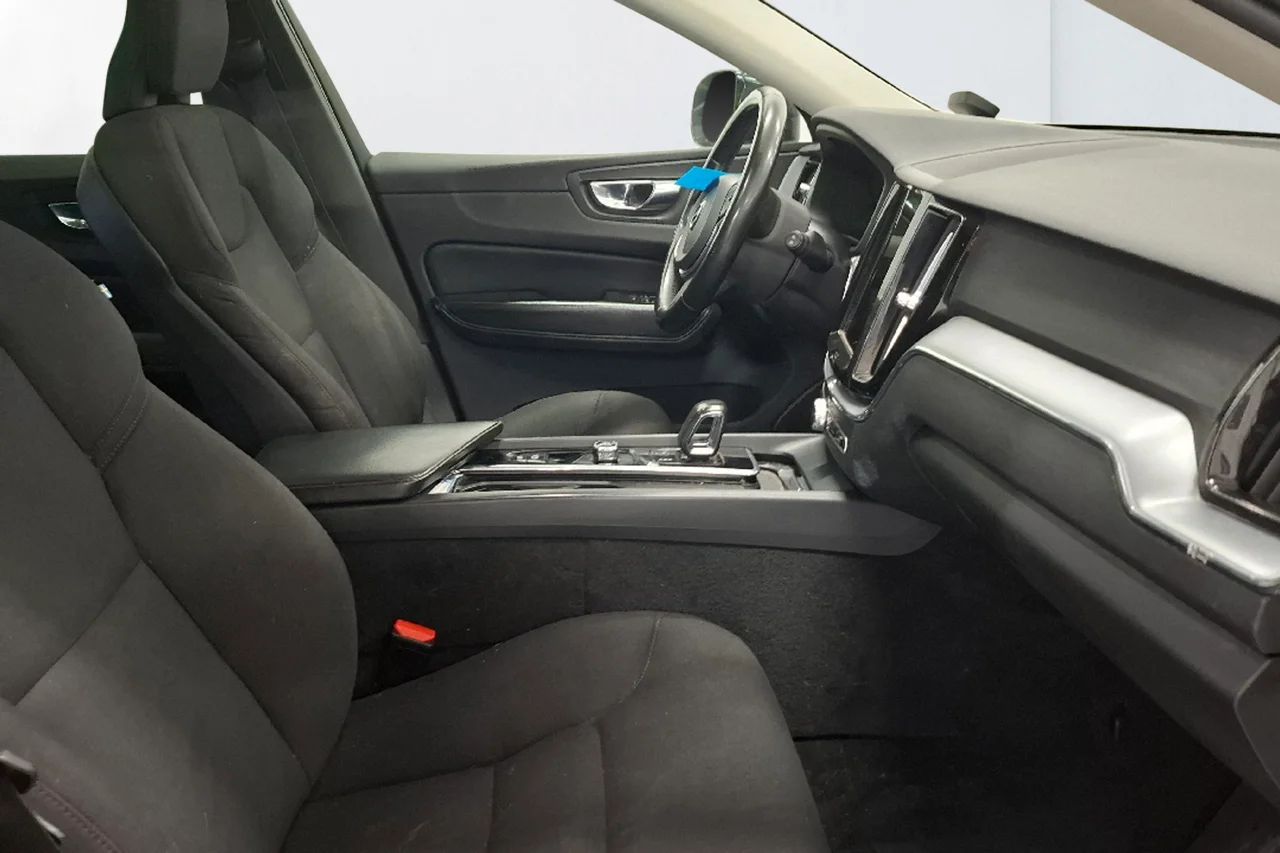 Volvo XC60 Recharge T6 AWD Inscription Expression 350hk Google MOMS – bild 6 av 10