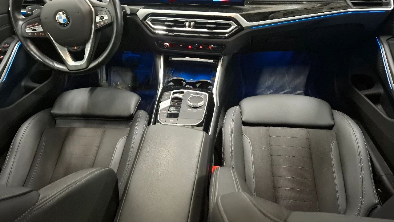 BMW 320d xDrive Touring 190hk Drag Värmare Rattvärme Navi MOMS – bild 6 av 9