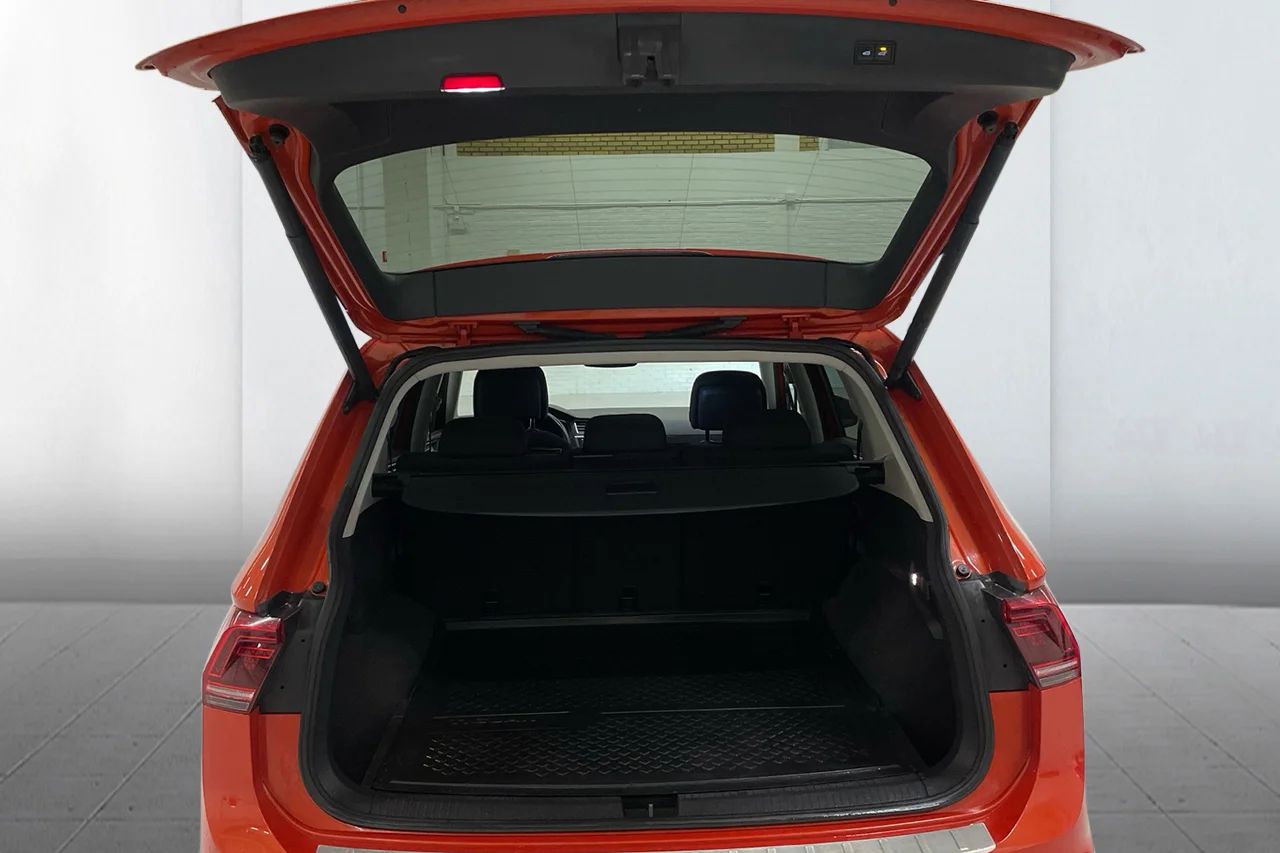 Volkswagen Tiguan Allspace 2.0 TDI 4Motion GT 5-sits Drag Kamera ergoActive 190hk – bild 10 av 11