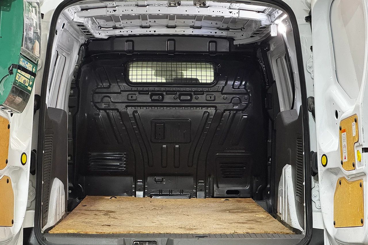 Ford Transit Connect 230 LWB 1.5 Aut Drag Kamera P-Sens 3-Sits MOMS – bild 12 av 26