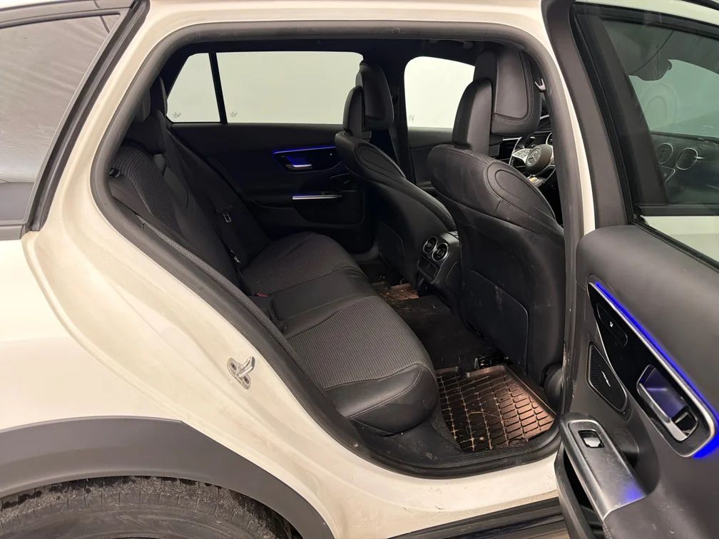 Mercedes-Benz C 220 d 4M All-Terrain Avantgarde Drag Värmare Burmester 200hk – bild 7 av 11