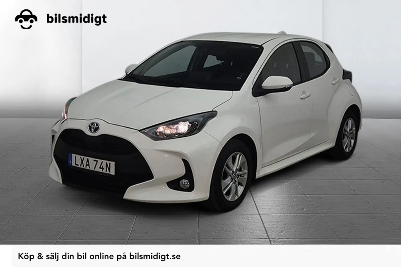 Toyota Yaris Hybrid Kamera Rattvärme AdaptivFH MOMS 116hk