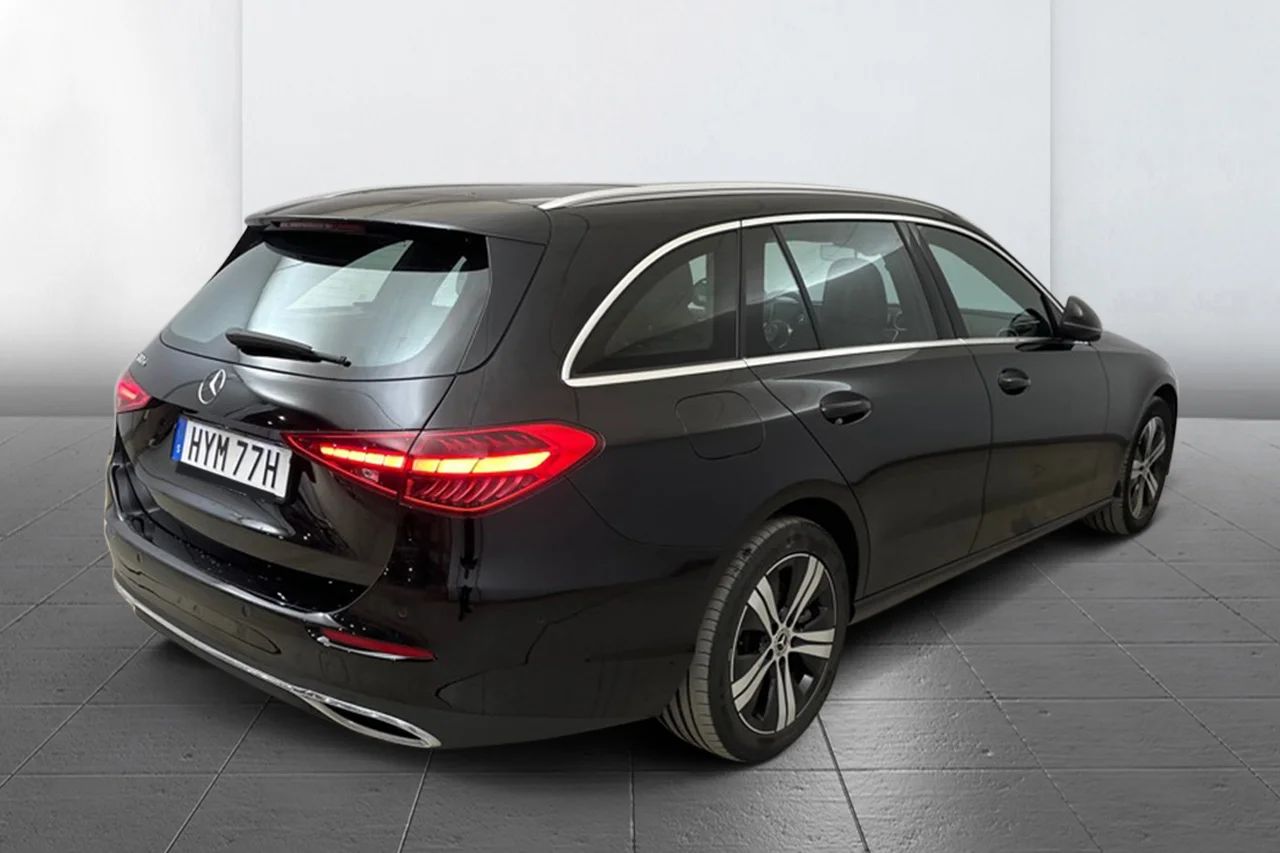 Mercedes-Benz C 300 e T Avantgarde Navi Kamera Burmester Rattvärme 313hk – bild 4 av 12