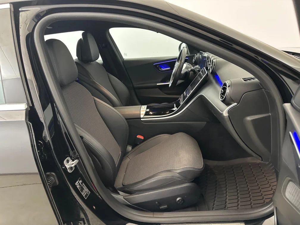 Mercedes-Benz C 300 e T Avantgarde Navi Kamera Burmester Rattvärme 313hk – bild 6 av 12