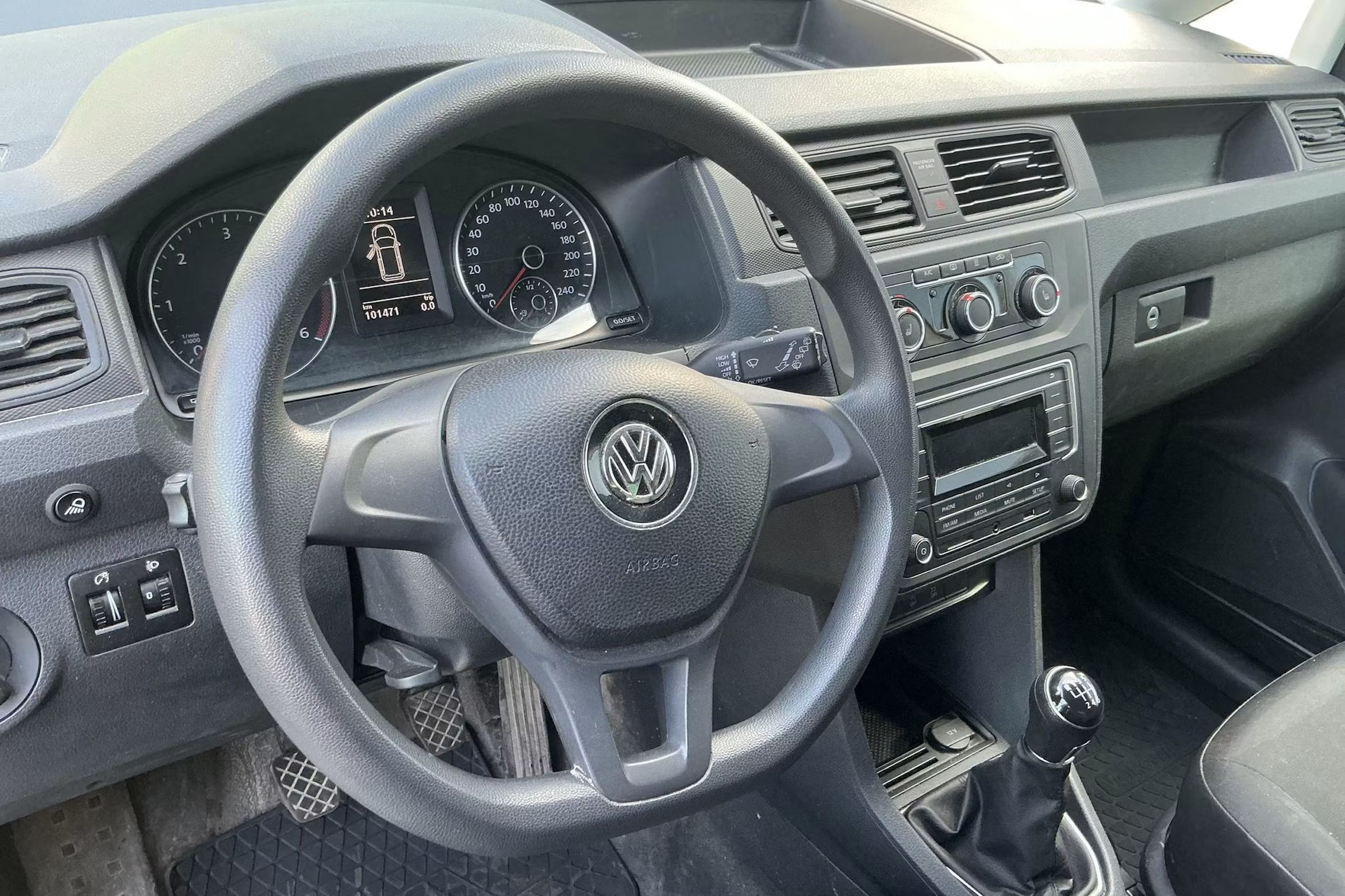 Volkswagen Caddy Maxi 2.0 TDI 4M Drag Värmare MOMS 122hk – bild 11 av 14