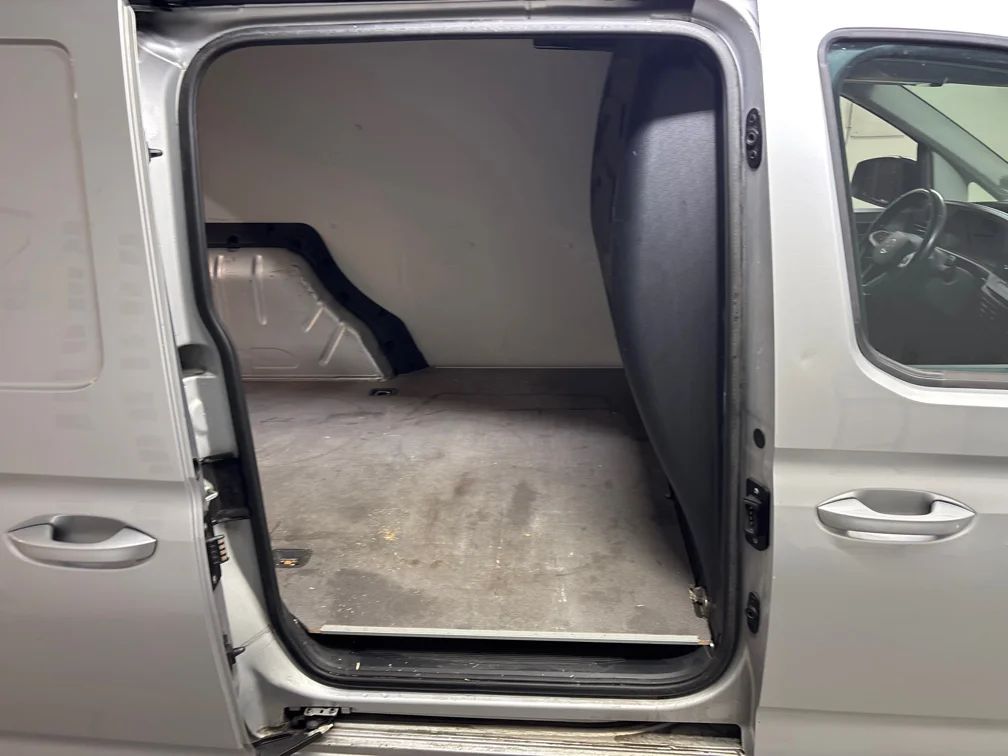 Volkswagen Caddy Maxi Cargo Maxi 2.0 TDI Aut Drag Värmare Kamera MOMS 122hk – bild 7 av 12