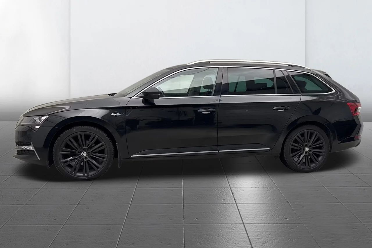 Škoda Superb iV Combi L&K Drag Värmare Skinn Canton MOMS 218hk – bild 6 av 14