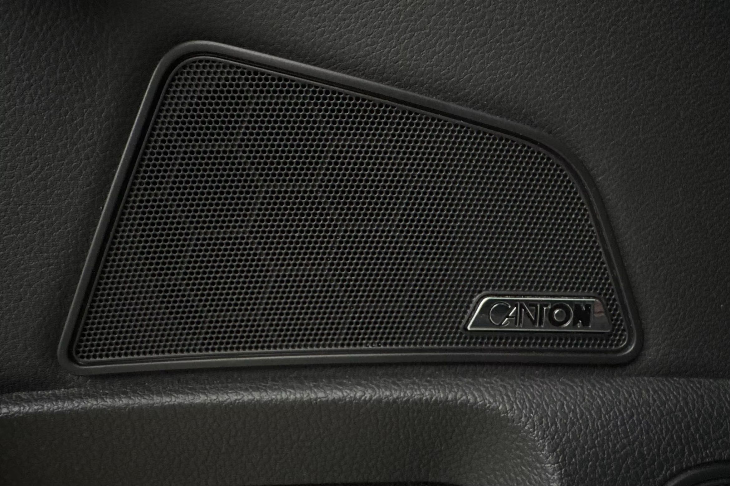 Škoda Superb iV Combi L&K Drag Värmare Skinn Canton MOMS 218hk – bild 14 av 14