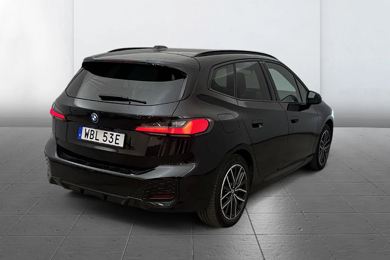 BMW 225e xDrive Active Tour M Sport Premium Drag Navi Kamera DrivAssist+ – bild 3 av 8