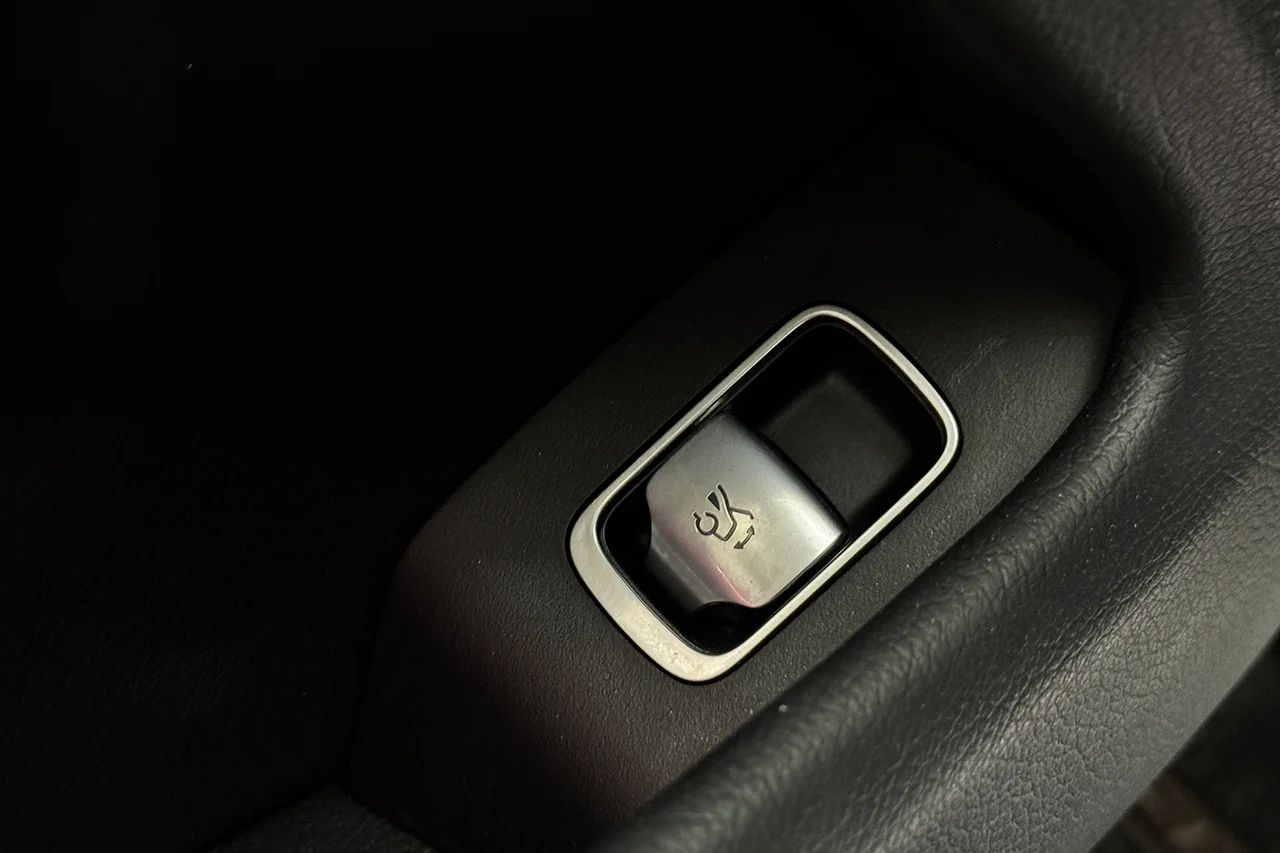 Mercedes-Benz AMG EQS 53 4MATIC+ Nappa Pano HUD Luftfjädring Massage 360° Passagerarskärm 658hk – bild 57 av 62