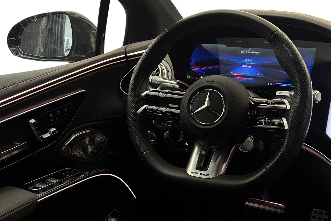 Mercedes-Benz AMG EQS 53 4MATIC+ Nappa Pano HUD Luftfjädring Massage 360° Passagerarskärm 658hk – bild 19 av 62