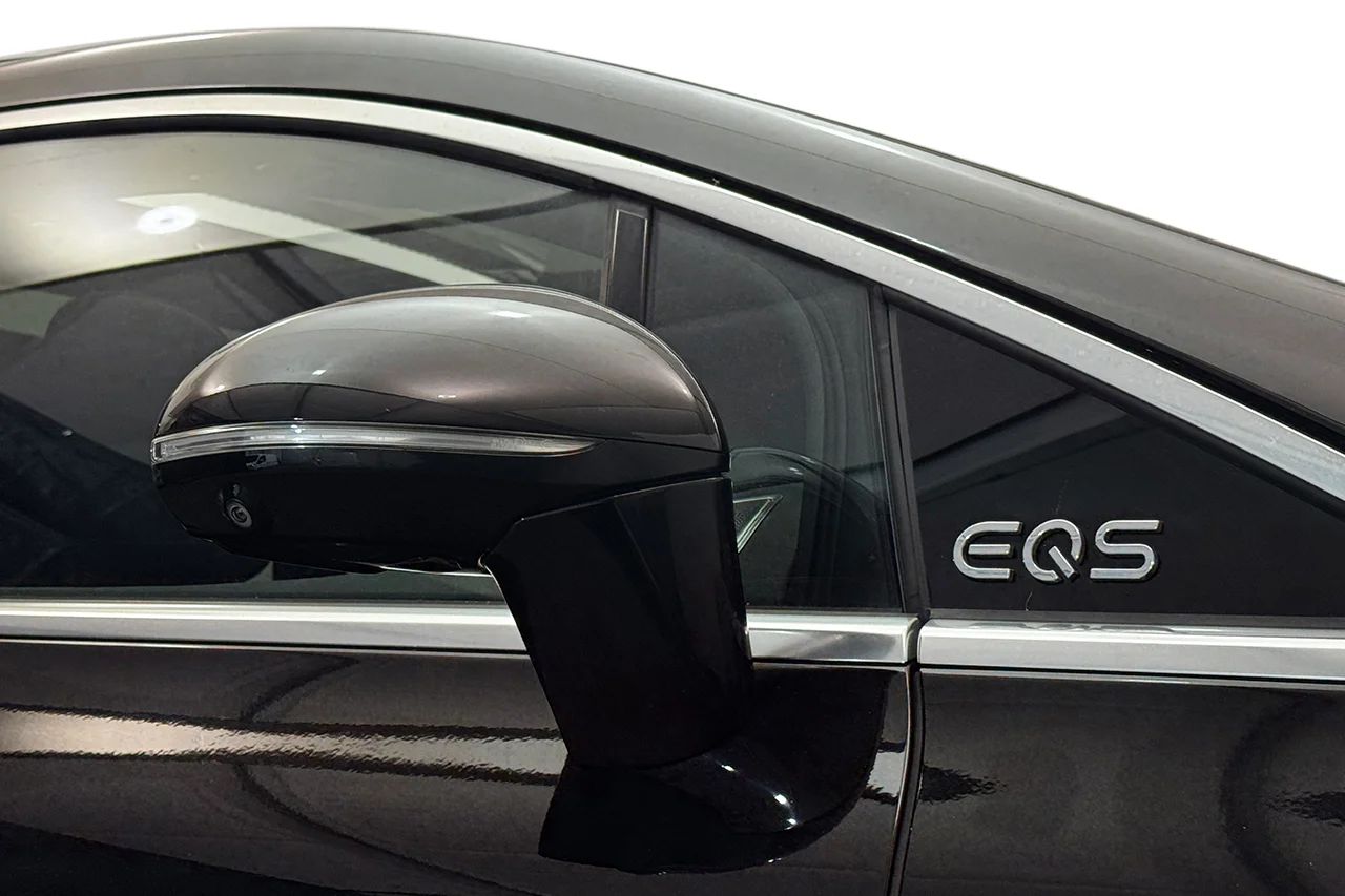 Mercedes-Benz AMG EQS 53 4MATIC+ Nappa Pano HUD Luftfjädring Massage 360° Passagerarskärm 658hk – bild 10 av 62