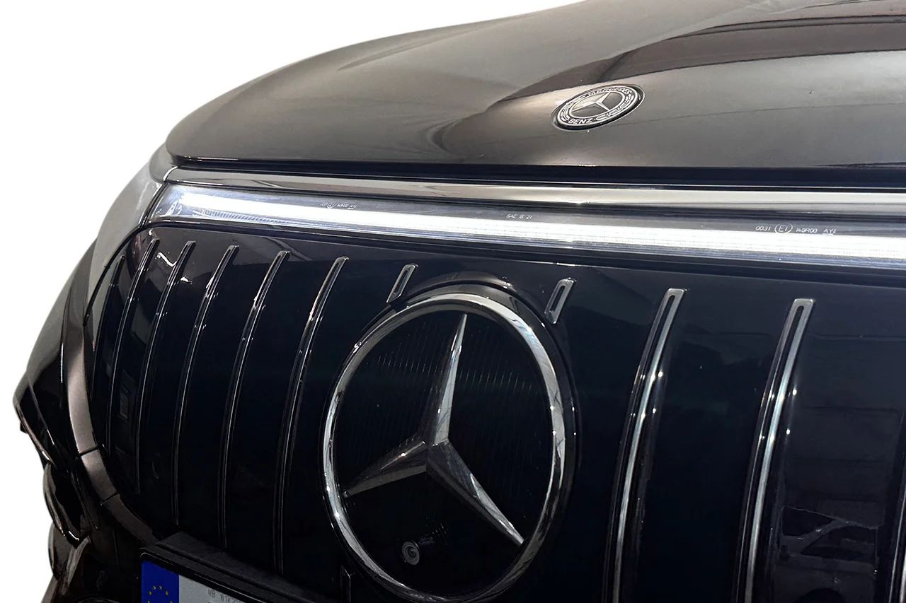 Mercedes-Benz AMG EQS 53 4MATIC+ Nappa Pano HUD Luftfjädring Massage 360° Passagerarskärm 658hk – bild 3 av 62