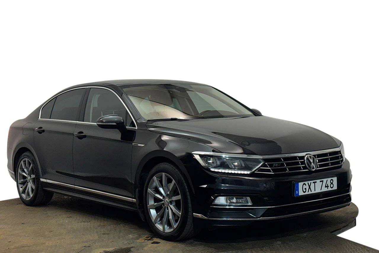 Volkswagen Passat 2.0 TDI Sedan 4Motion GT R-Line Executive Drag Läder Värmare 190hk – bild 3 av 37