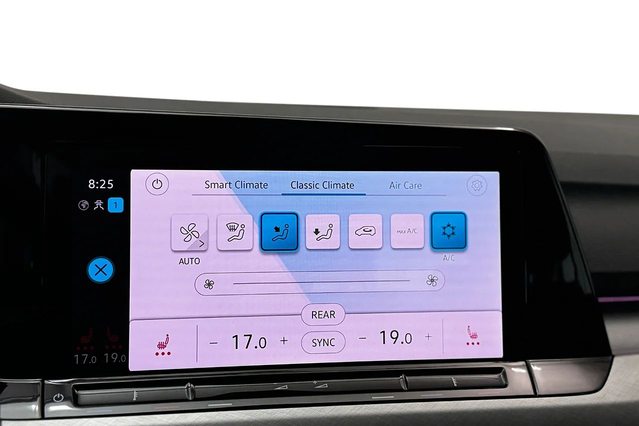 Volkswagen Golf Sportscombi 1.5 eTSI Automat Massage Nav Kamera Cockpit Keyless MOMS – bild 26 av 34