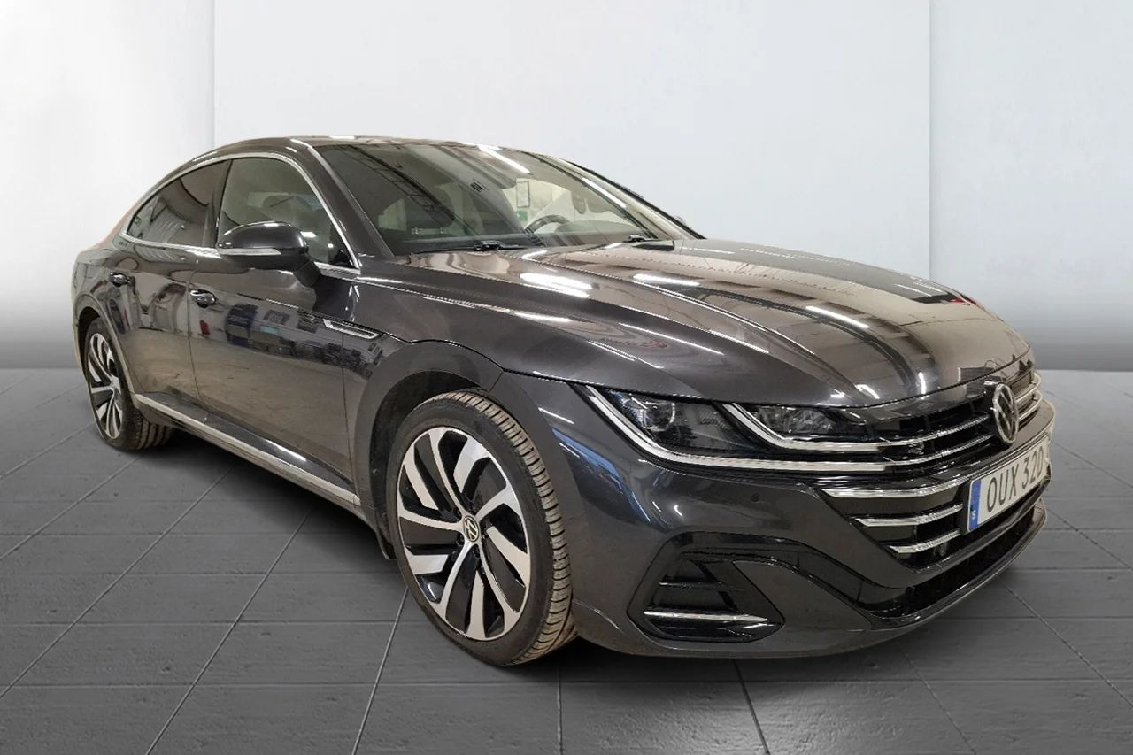 Volkswagen Arteon eHybrid R-Line Drag Värmare DCC Massage MOMS 218hk – bild 3 av 11