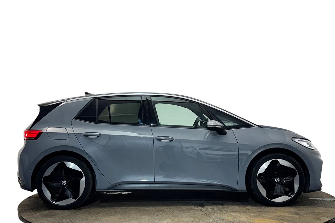 Volkswagen ID.3 Pro S Tour Navi 360° P-Klimat Stolminne MOMS 204hk – bild 4 av 41