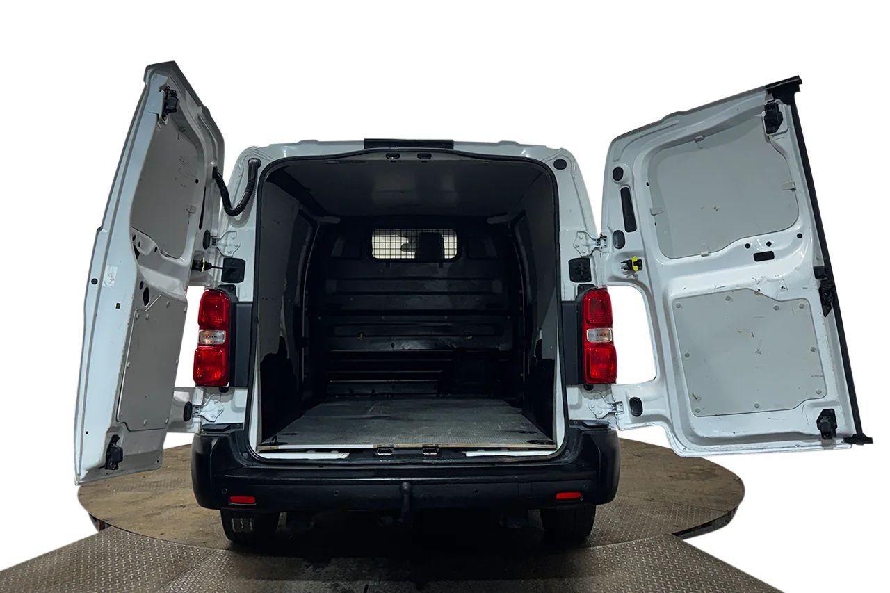 Toyota ProAce 2.0 D-4D L3 Drag 2xSidodörr HUD 3sits Värmare 122hk – bild 7 av 31