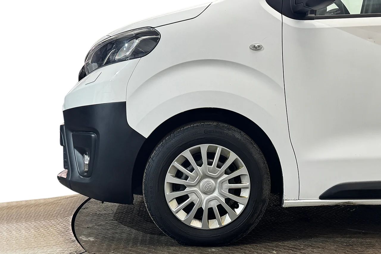 Toyota ProAce 2.0 D-4D L3 Drag 2xSidodörr HUD 3sits Värmare 122hk – bild 10 av 31