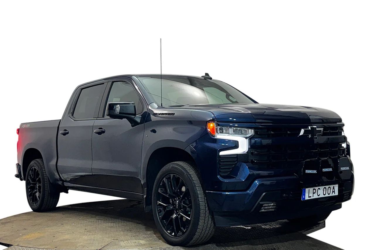 Chevrolet Silverado 1500 Crew 5.3 V8 Drag 360° Cockpit BOSE Läder LED MOMS 360hk – bild 3 av 28