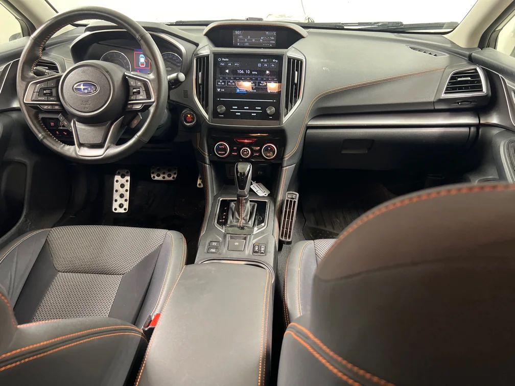 Subaru XV e-Boxer AWD XFuel Kamera Värmare CarPlay MOMS – bild 8 av 10