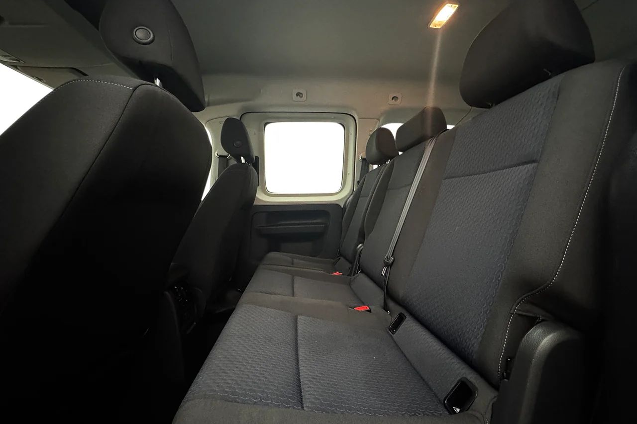 Volkswagen e-Caddy Maxi Life ABT 37.3 kWh Drag CCS P-Sens AppConnect LÅGMIL 113hk – bild 13 av 27