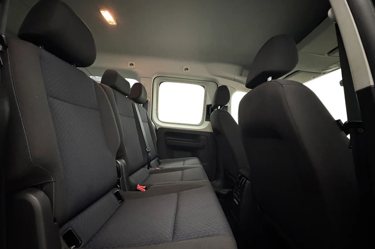 Volkswagen e-Caddy Maxi Life ABT 37.3 kWh Drag CCS P-Sens AppConnect LÅGMIL 113hk – bild 14 av 27