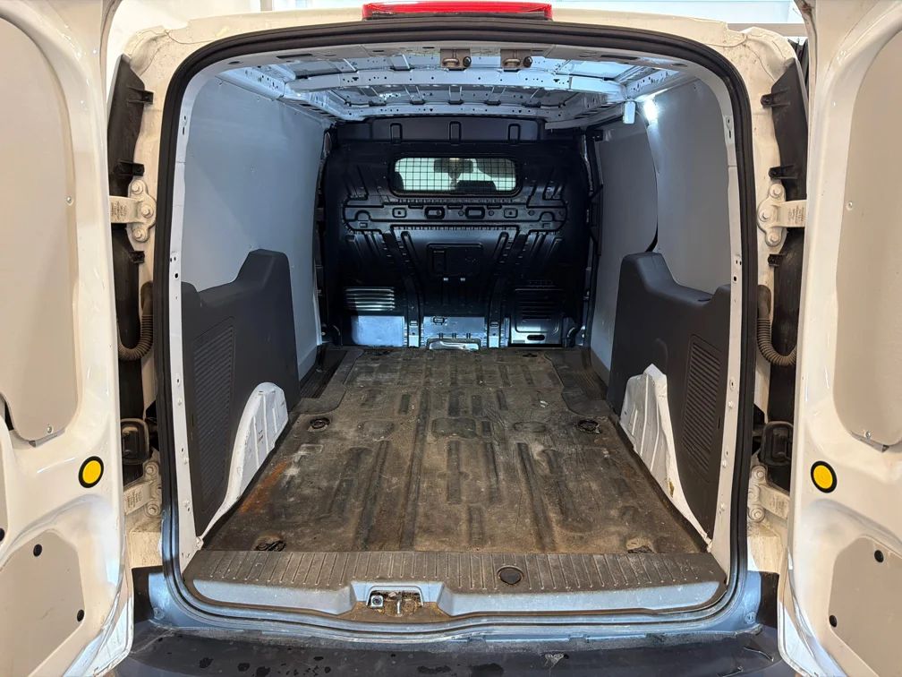 Ford Transit Connect 230 L2 Aut Drag 3-sits Kamera P-Sens MOMS 100hk – bild 7 av 10